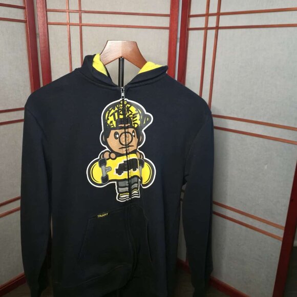 TRUKFIT Black Zip-Up Hoodie – Boys 14/16 – Yellow Graphic Skate Design - Picture 2 of 2